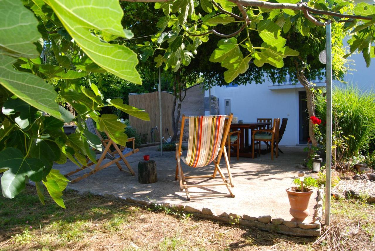 Rustic Holiday Home Miketa Lukoran Zewnętrze zdjęcie